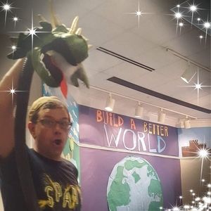 Meet your Posher, Casey